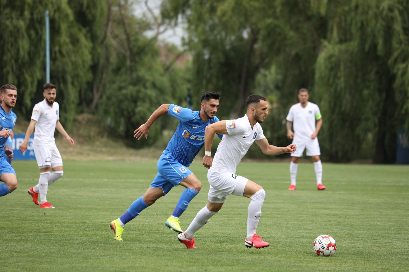 universitatea craiova viitorul amical