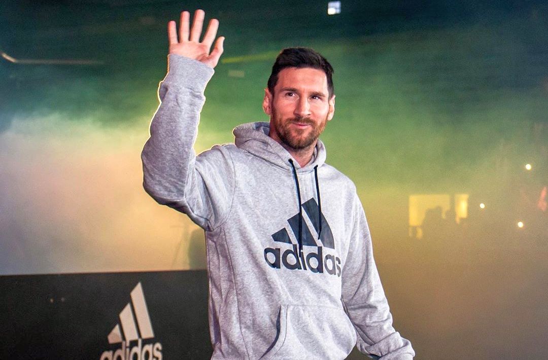 Gluma zilei făcută în România Leo Messi în carantină Va trebui să