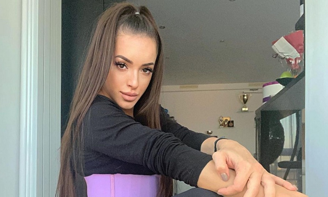 Larisa Iordache A Extaziat Instagram Ul Cu O NouÄƒ Fotografie IncendiarÄƒ PostatÄƒ La O SÄƒptÄƒmanÄƒ DupÄƒ Ce A Fost DepistatÄƒ Cu Covid 19 Galerie Foto