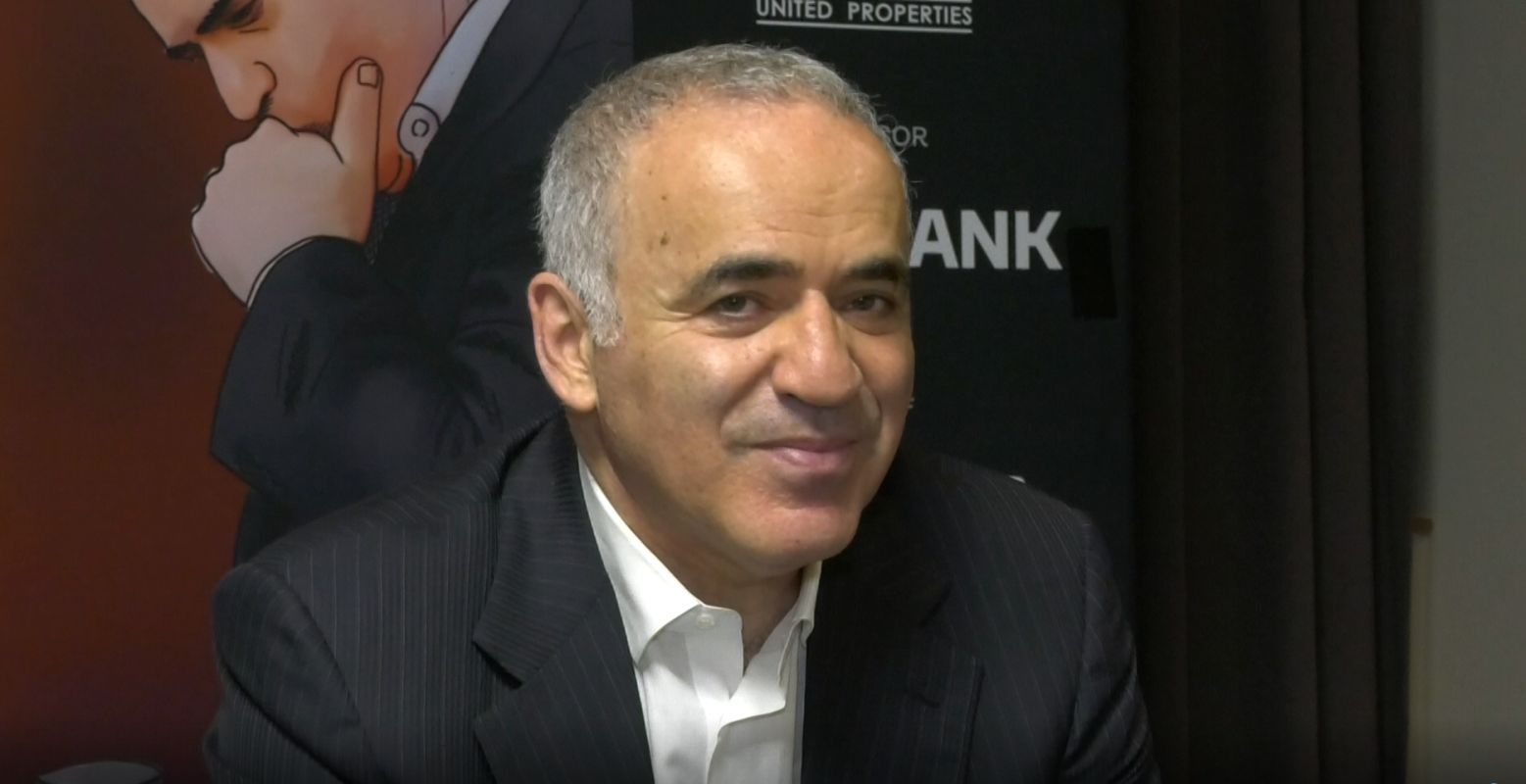 Garry kasparov vladimir putere timp atat putin