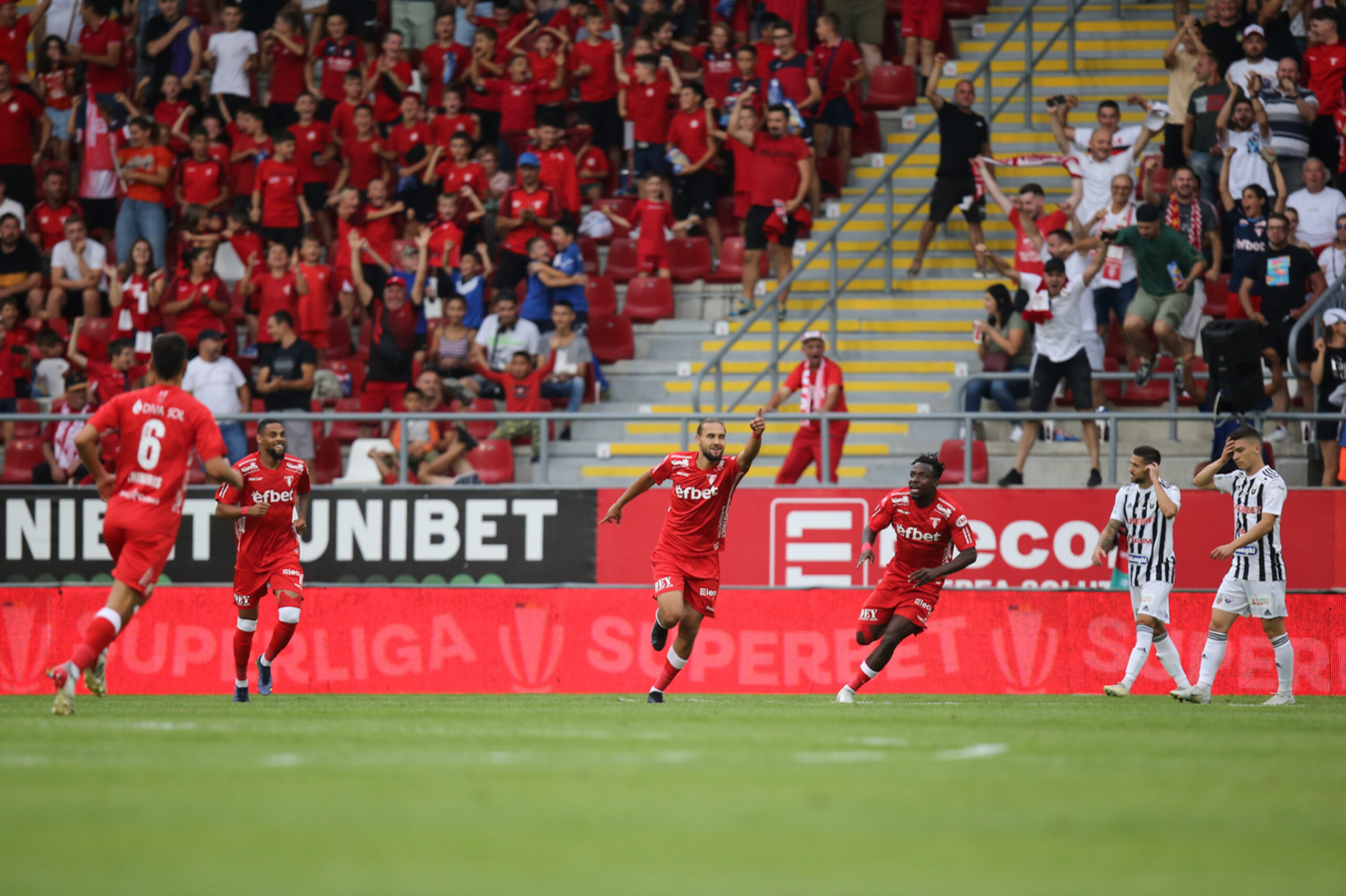 Pont Pentru Uta Arad Fc U Craiova Duel Echilibrat N Superliga