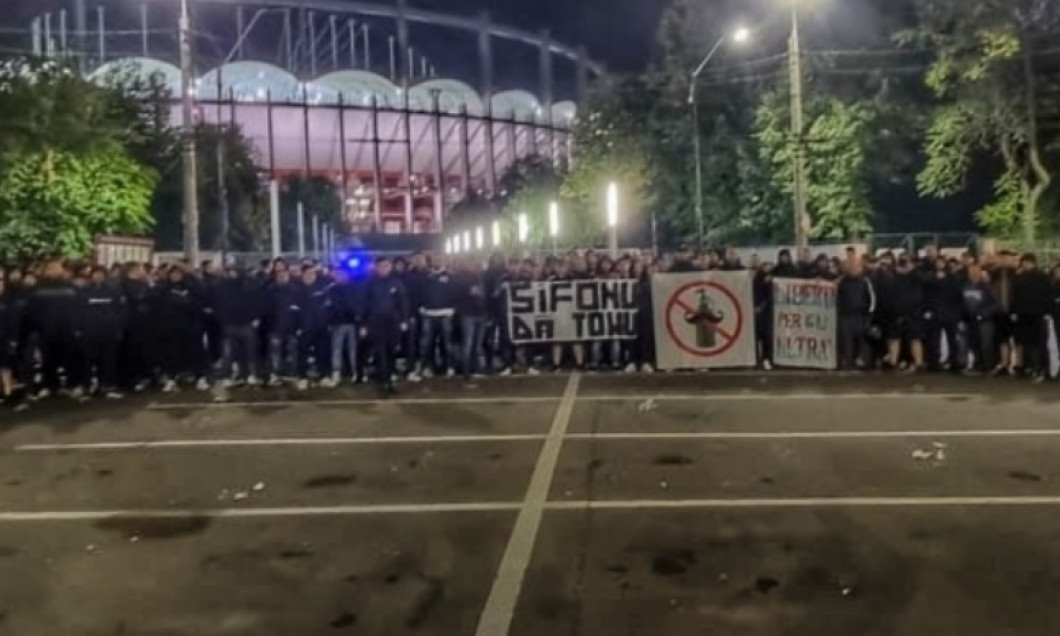 Fanii Stelei au vrut să intre pe Arena Națională la FCSB UTA Arad