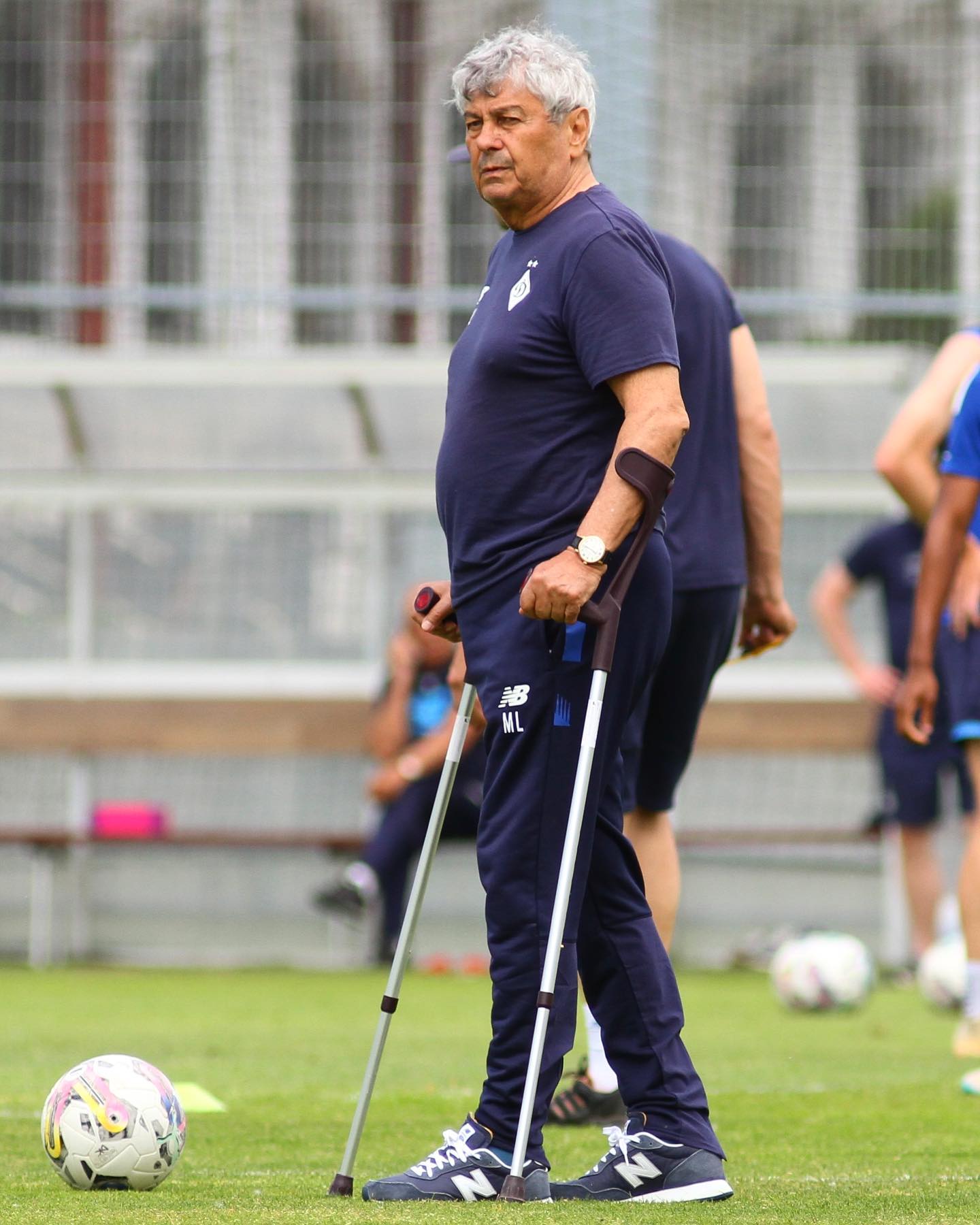 Mircea Lucescu în cârje la antrenamentul lui Dinamo Kiev