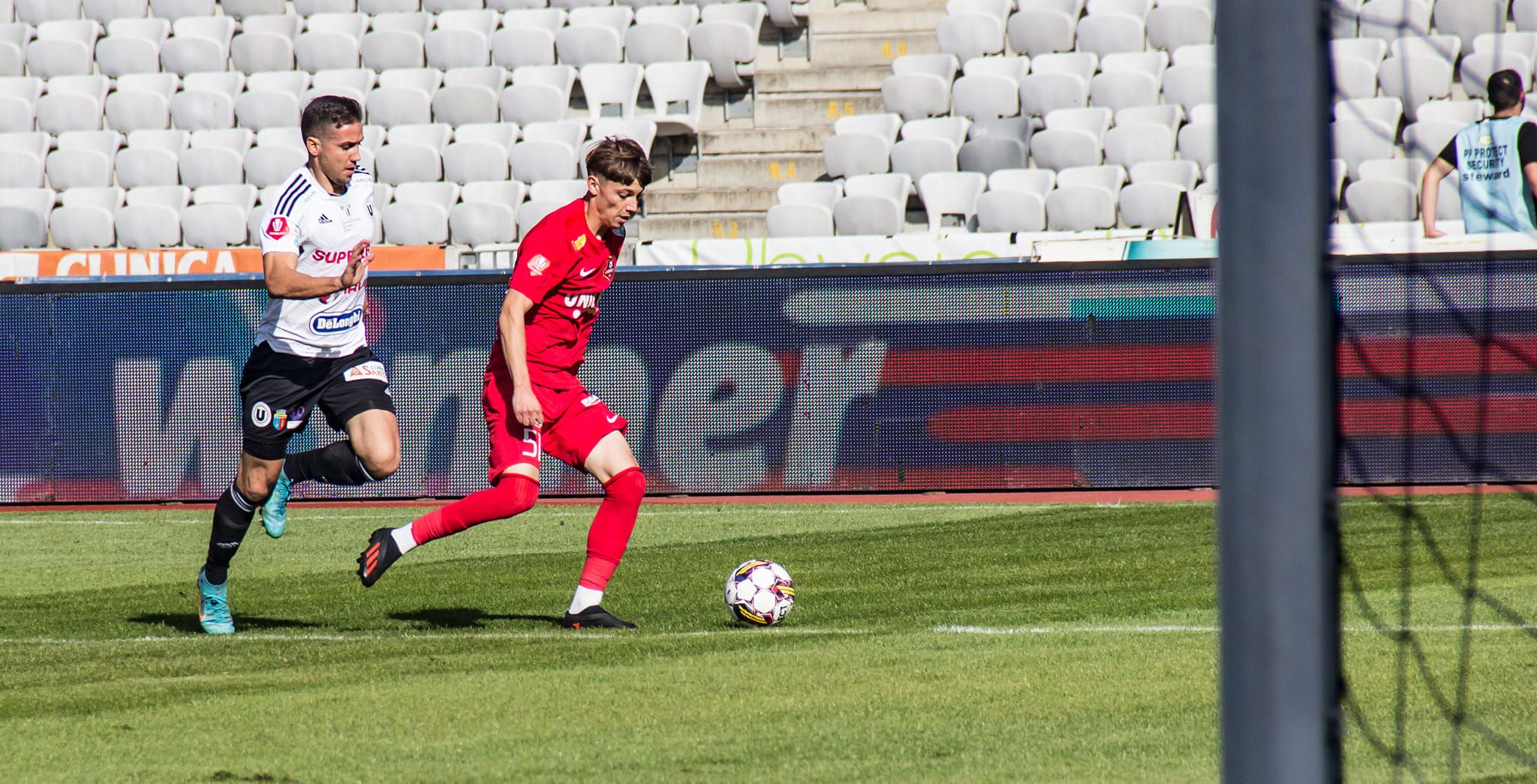 Alexandru Oroian in action during Romania Super Liga: FC