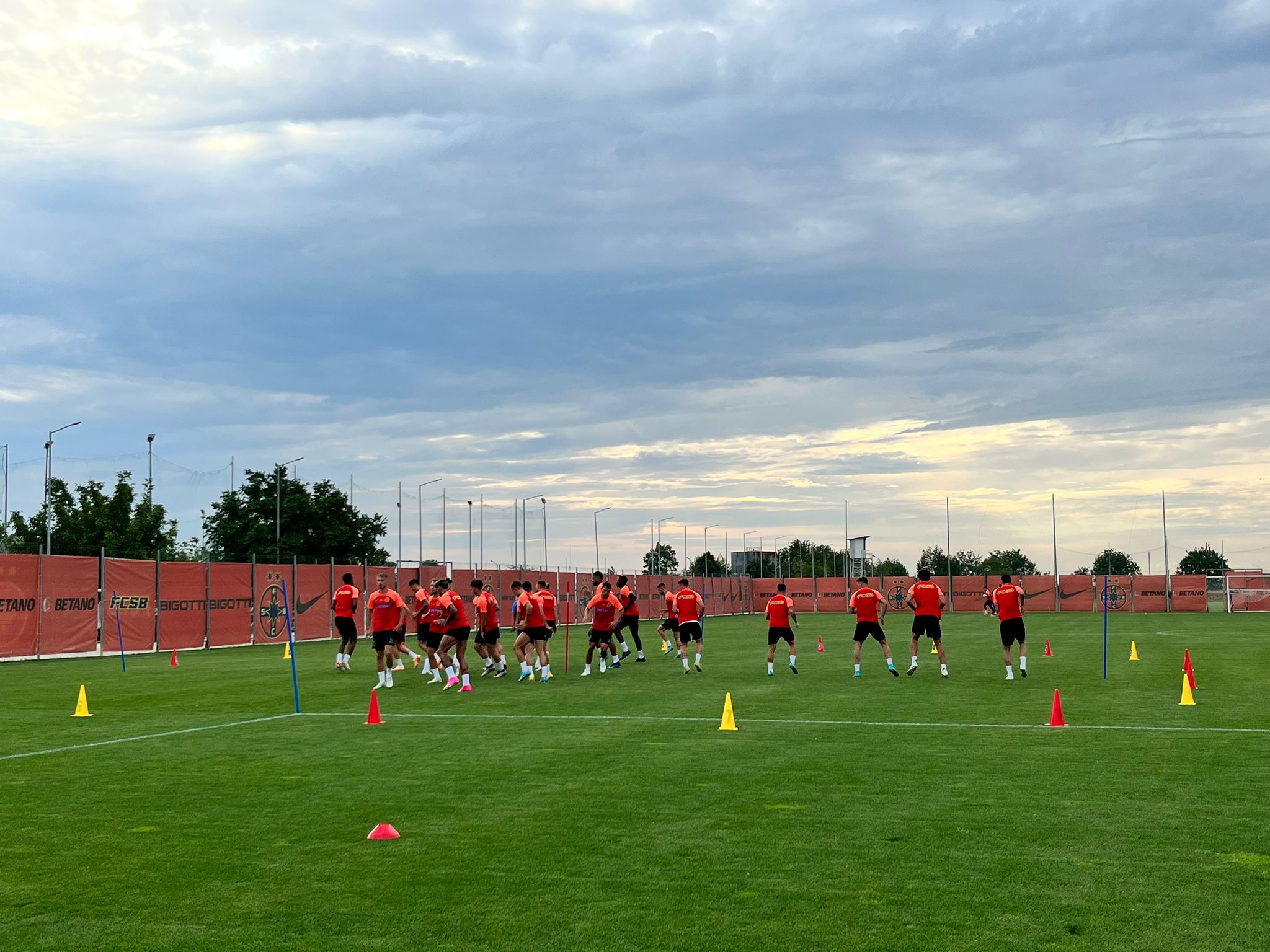 Revenire Importantă La FCSB Chiar înaintea Meciului Cu CSKA 1948 Sofia!