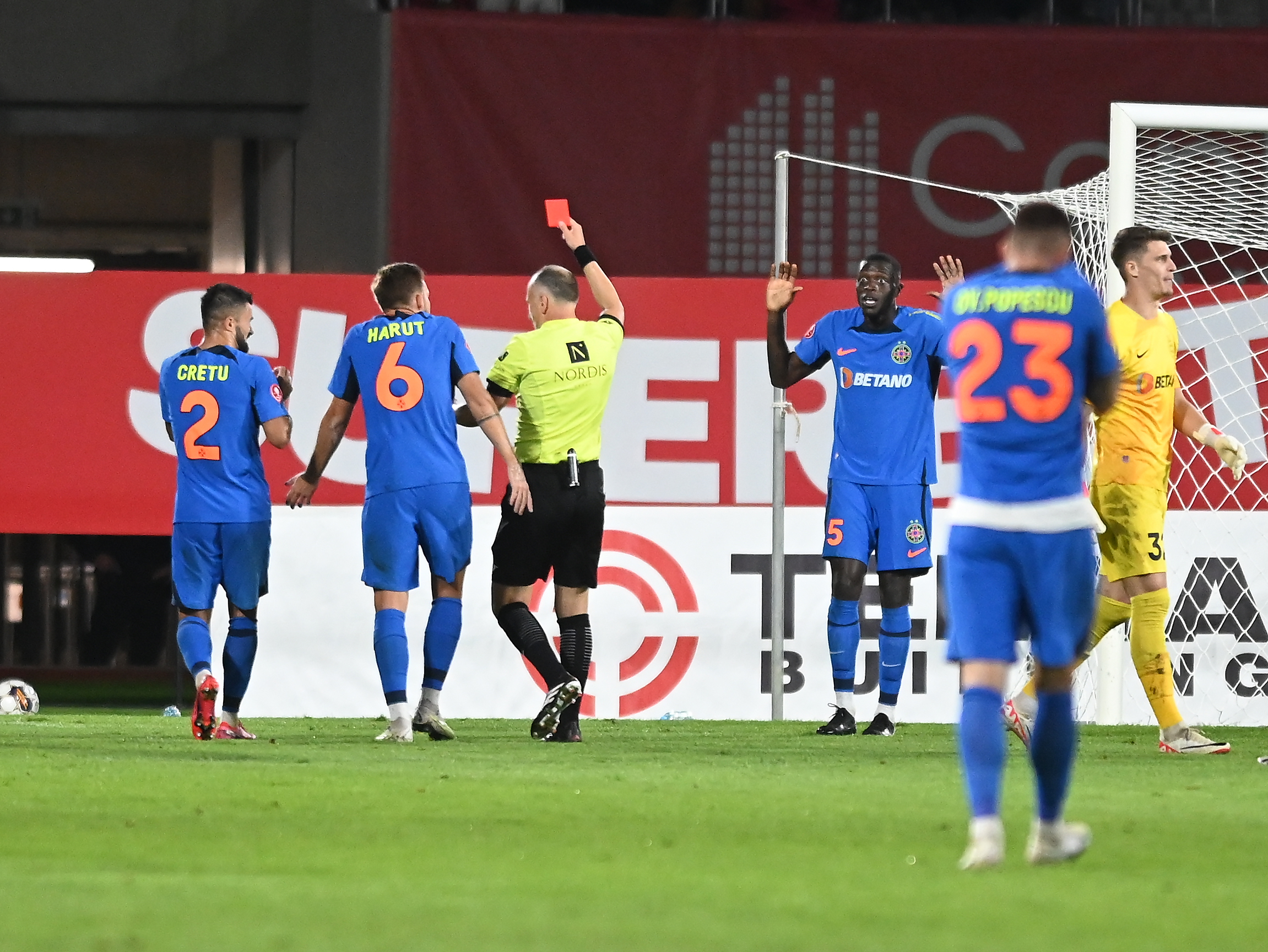 FCSB a cerut penalty cu Hermannstadt