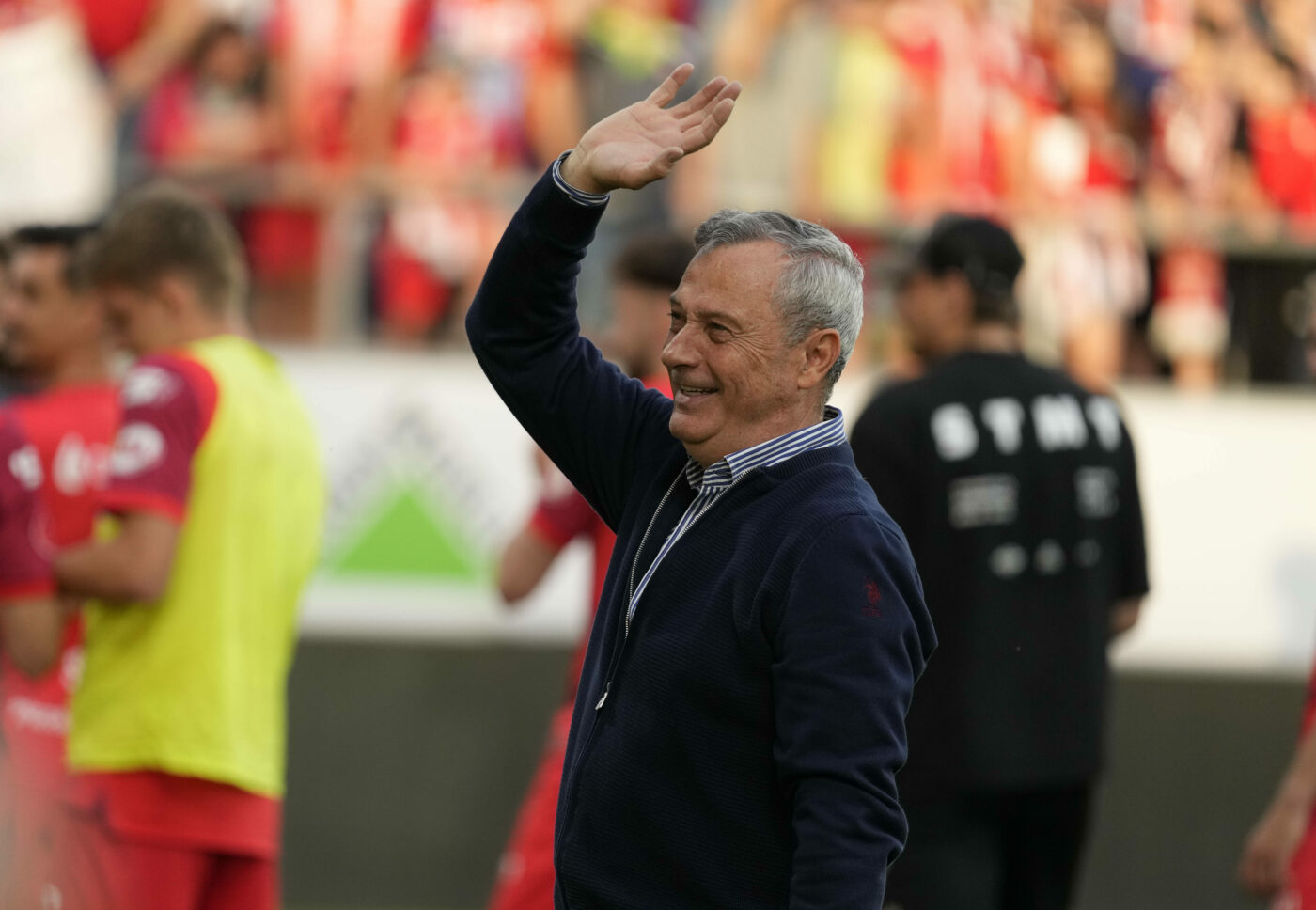 Mircea Rednic ar putea fi noul antrenor al Rapidului! Fostul fotbalist din Giulesti e convins ca Dan Sucu ar lua o decizie buna: „Stie sa gestioneze”