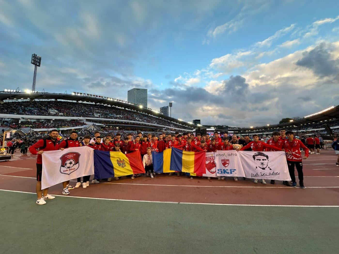 Delegația dinamovistă la festivitatea de deschiderea Gothia Cup 