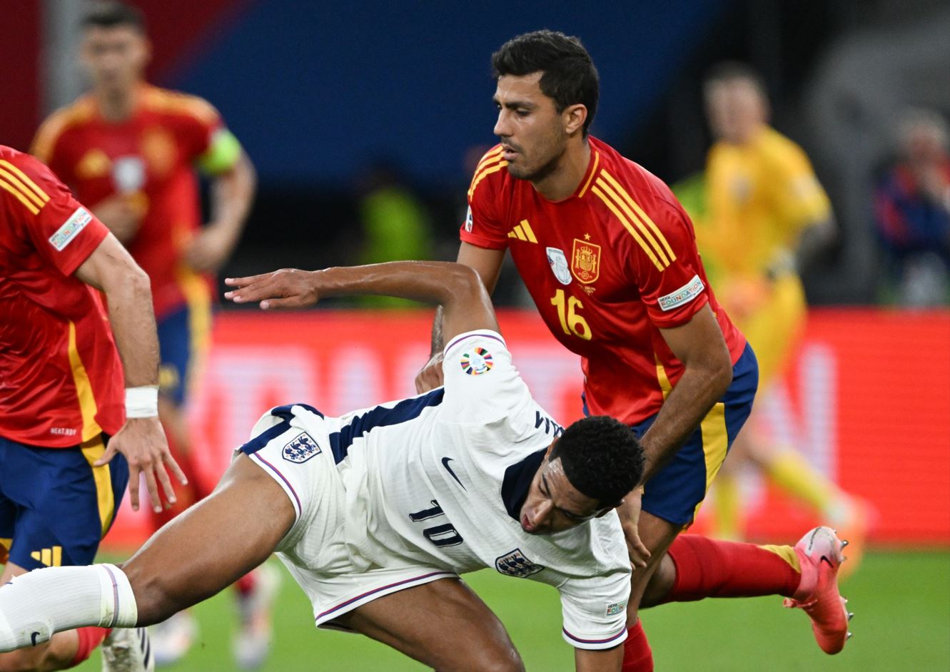 Rodri și Bellingham, în finala EURO 2024. SURSA FOTO: SPORT PICTURES