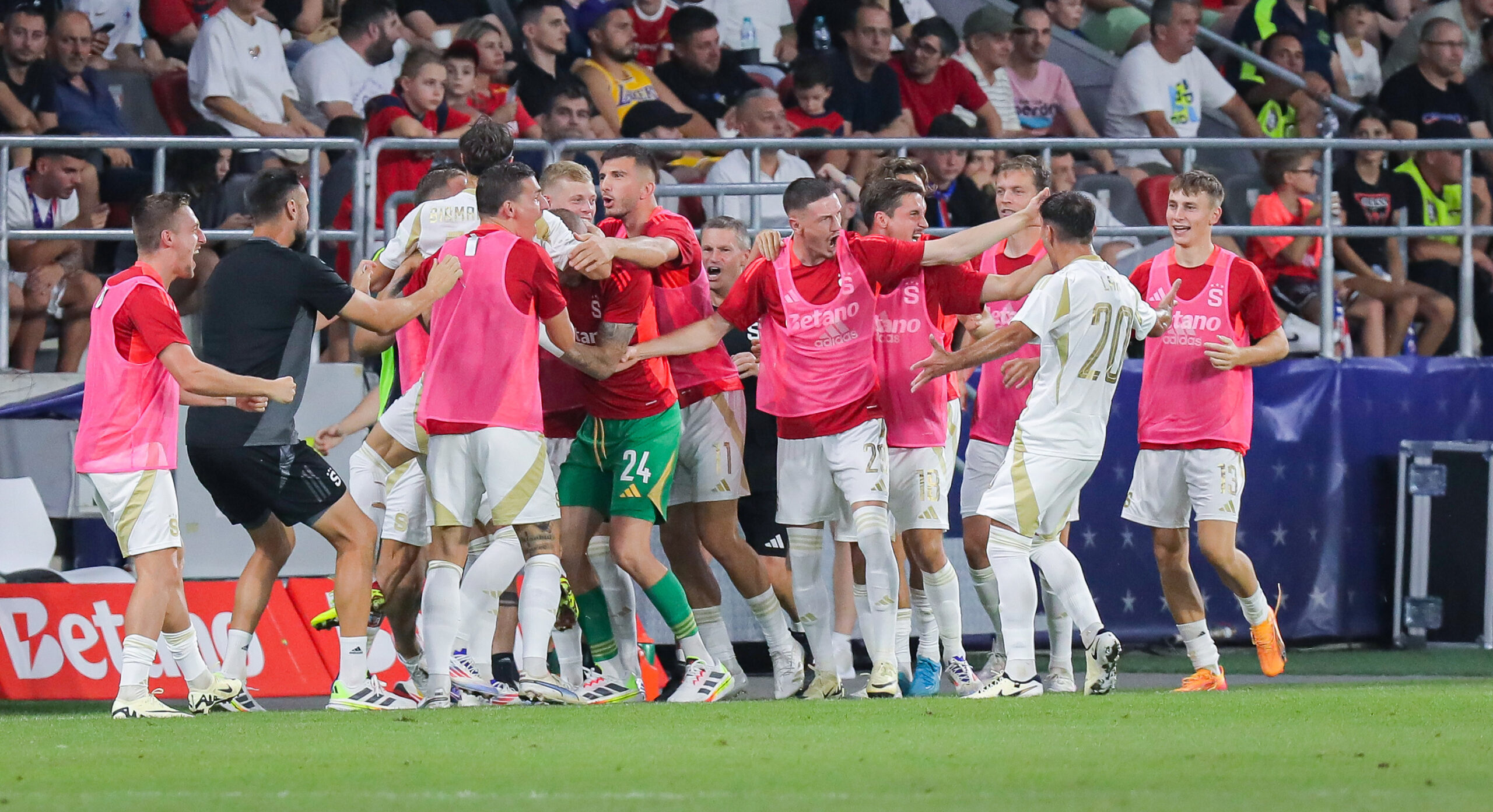 🚨 FCSB – Sparta Praga 2-3, Live Video Online, în turul trei preliminar UEFA Champions League. Edjouma înscrie în minutul 85, după o centrare a lui Olaru