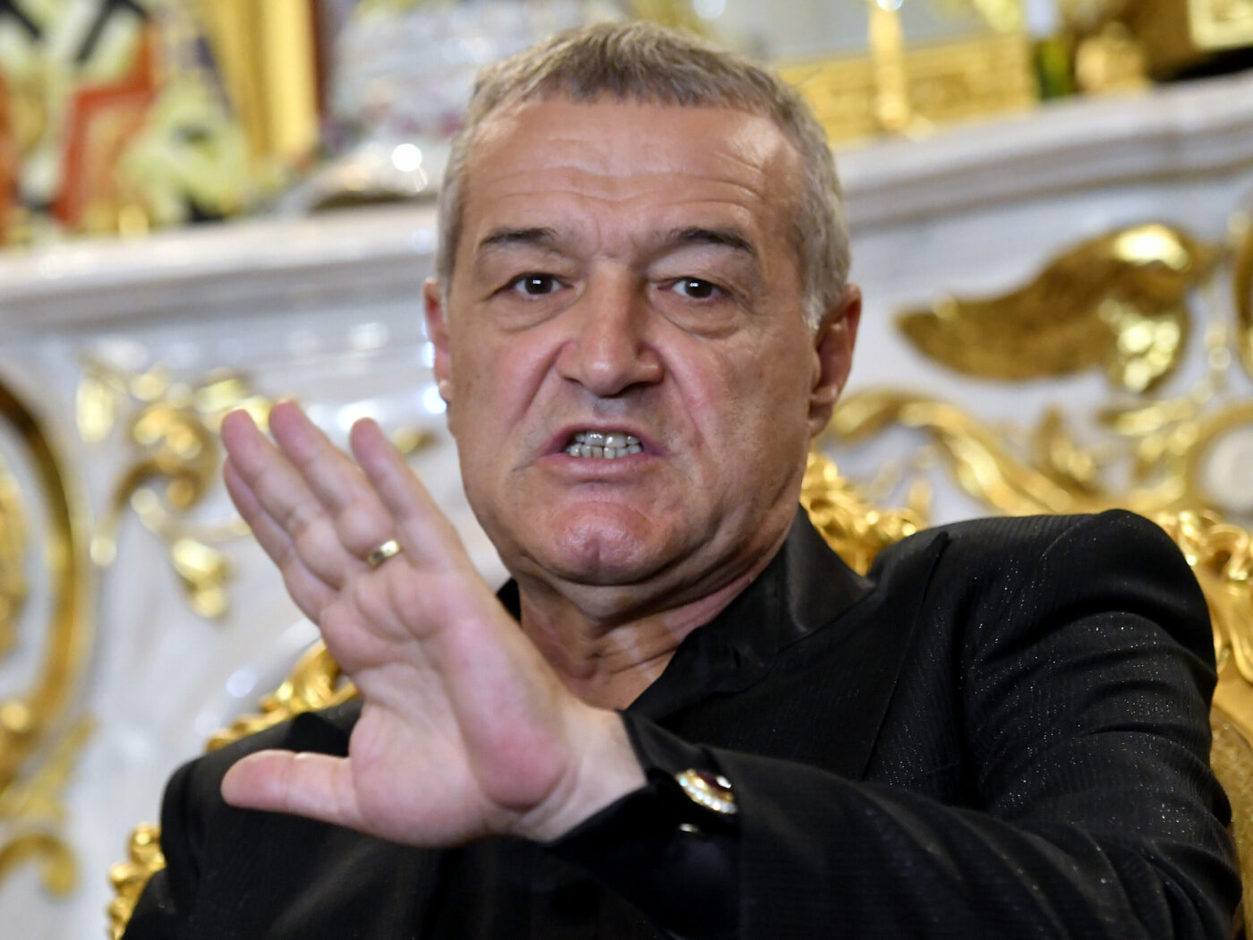 Gigi Becali a luat decizia. Trei fotbaliști noi la FCSB, anunțați chiar înainte de meciul cu Rangers: „Am dat bani buni pe ei, o să joace”