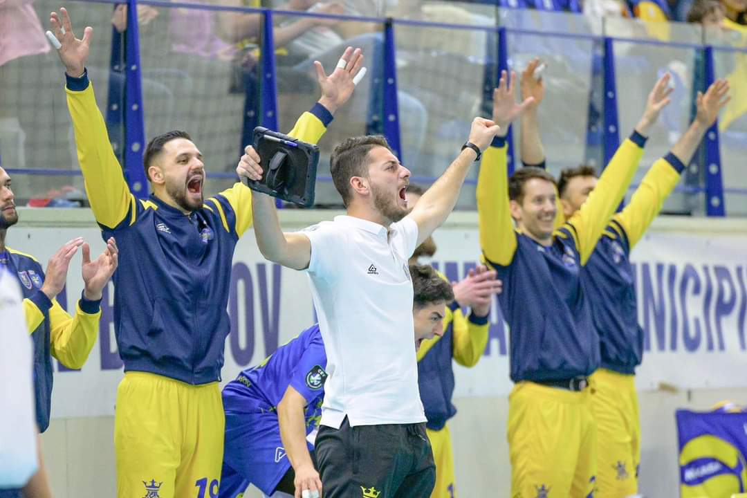 Corona Brașov va juca în optimile CEV Cup la volei masculin după a trecut lejer de Vojvodina Novi Sad! Coșmarul Rapidului, următorul adversar