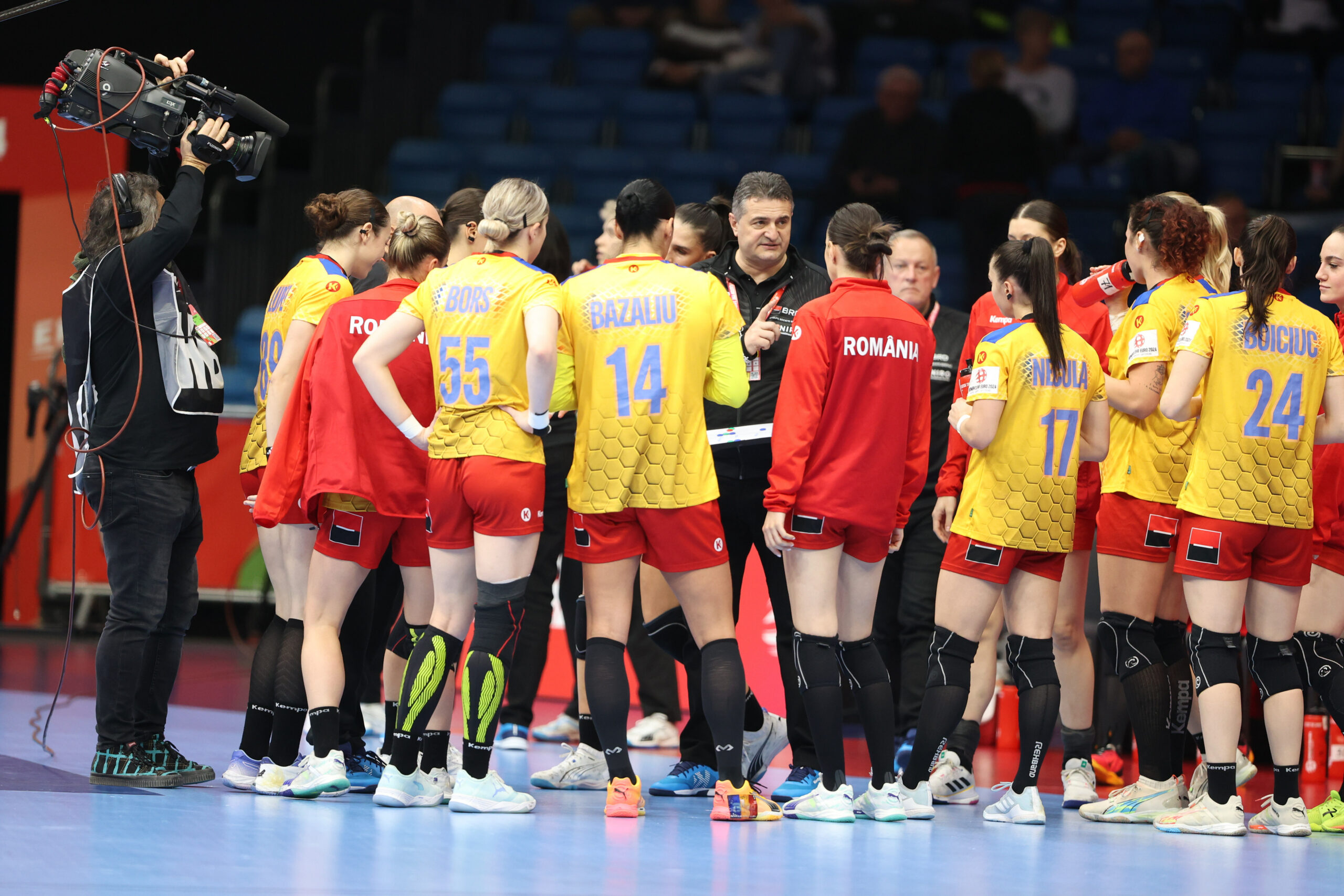 Cine transmite România Suedia de la Campionatul European de handbal